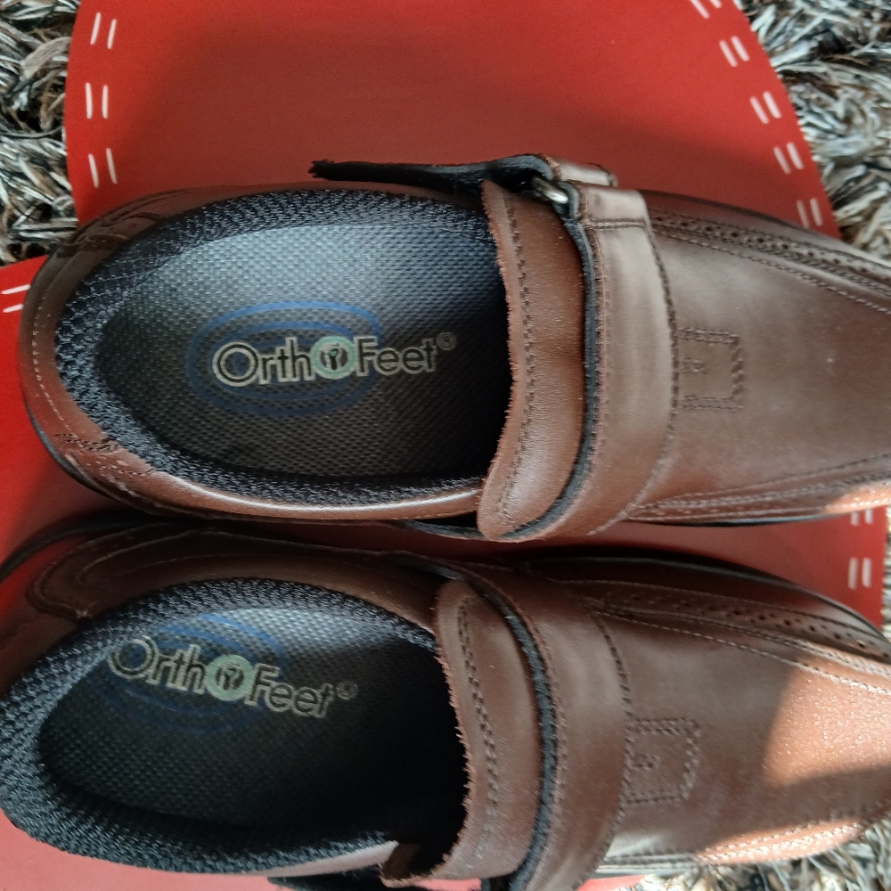 Orthofeet Men's Brown Leather Loafers